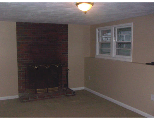 35 Wildbrook Road Billerica, MA 01821 - Photo 8 of 11