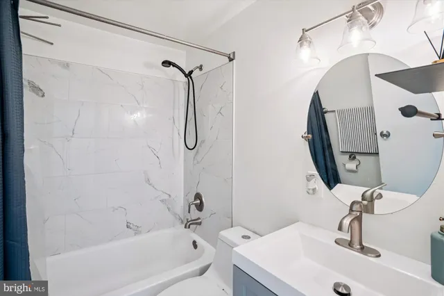 $208,000 | 1925 Dutch Village Drive, Unit I242, Landover, MD 20785