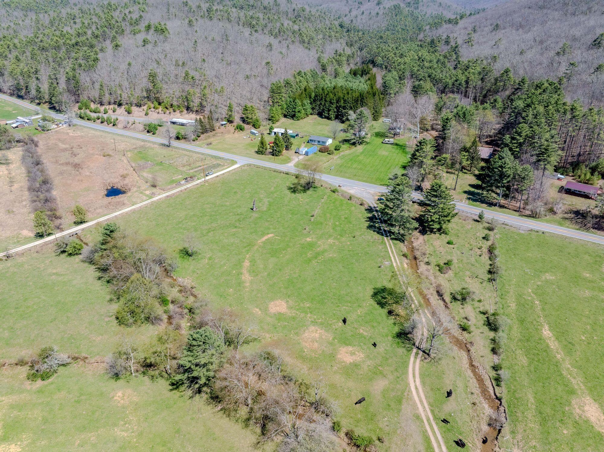 11085 Frost Road Marlinton, WV 24954 - Photo 20 of 64 Gallery Image 20