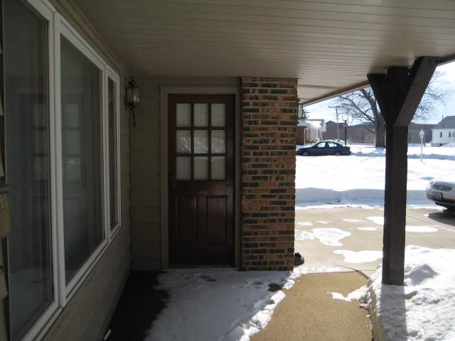 1402 Westgate Road Washington, IL 61571 - Photo 12 of 15 Gallery Image 12