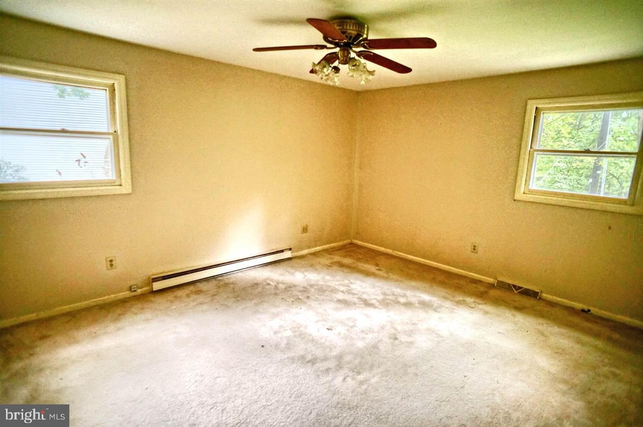 130 Hickory Road Carlisle, PA 17015 - Photo 10 of 16 Gallery Image 10