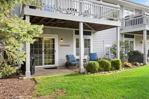 $280,000 | 524 Geneva National Avenue North, Unit 667, Geneva, WI 53147