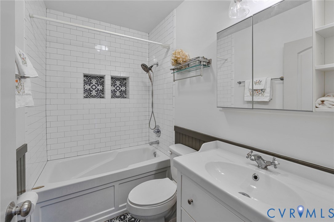 4939 Richmond Road Keswick, VA 22947 - Photo 19 of 75