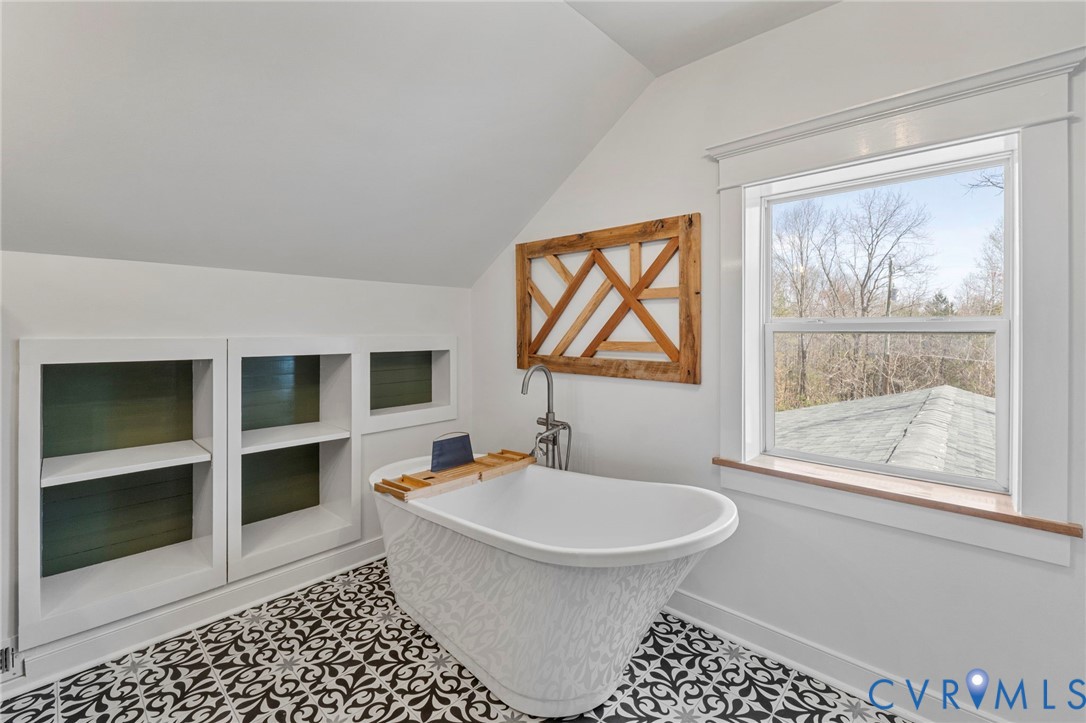 4939 Richmond Road Keswick, VA 22947 - Photo 25 of 75