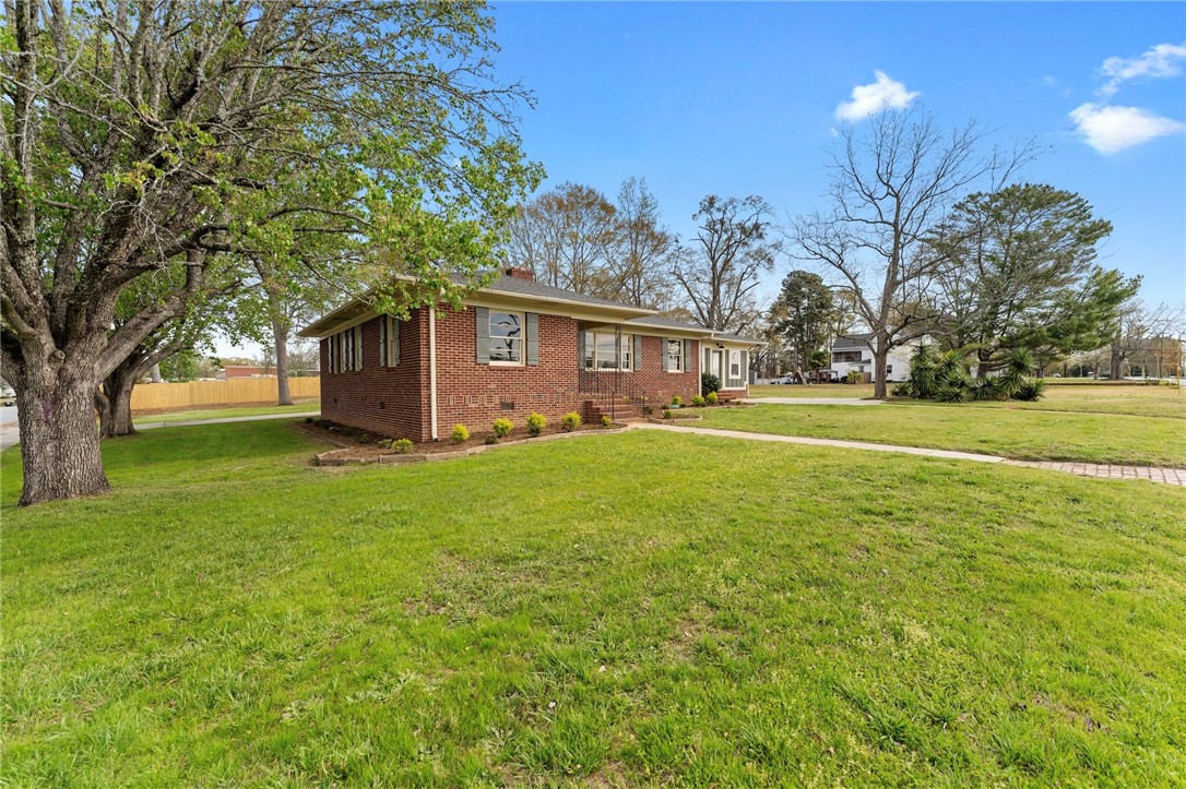 311 Blue Ridge Avenue Belton, SC 29627 - Photo 31 of 32