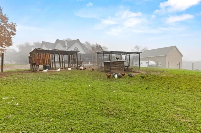 a view of outdoor space