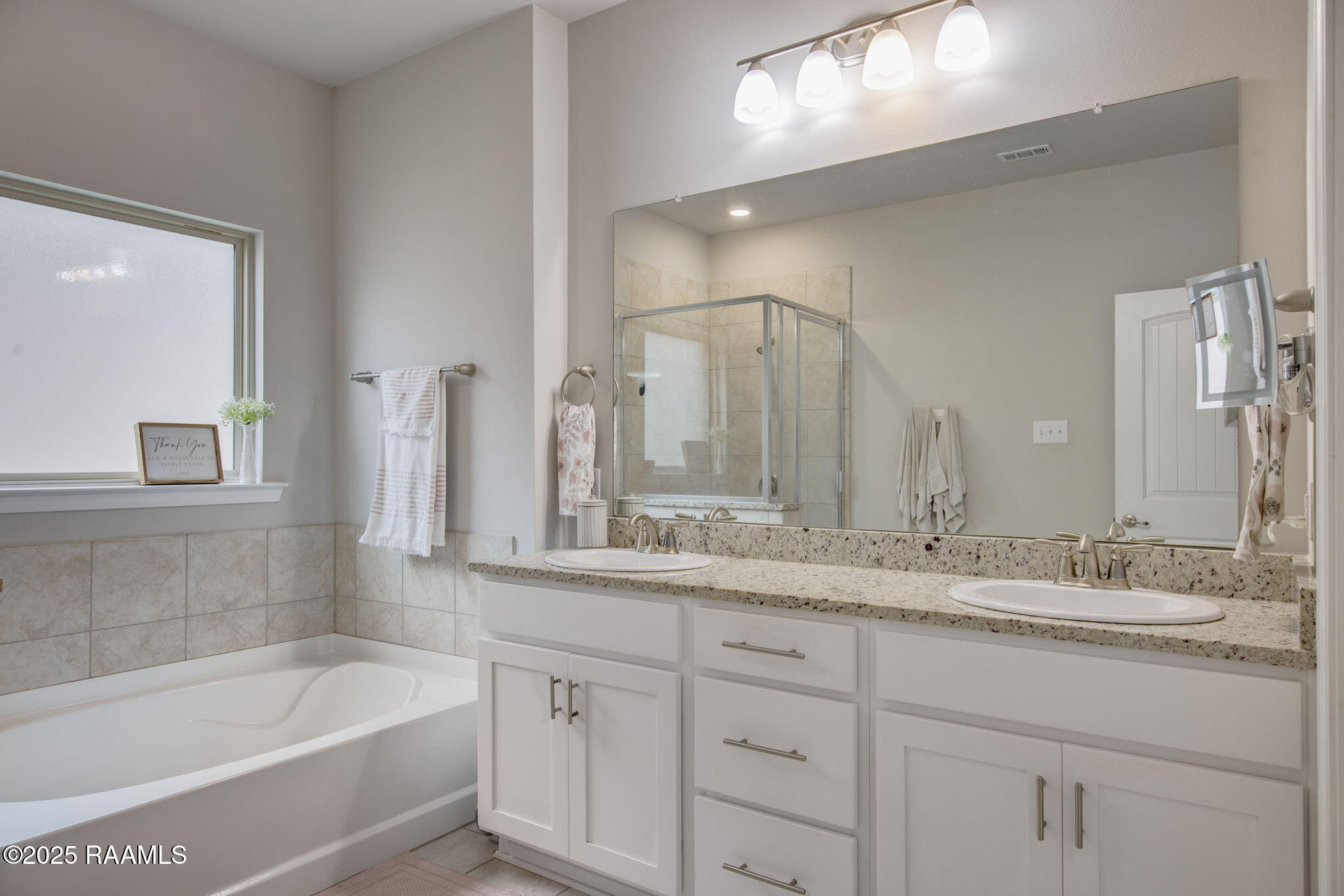 119 Tortoise Lane Broussard, LA 70518 - Photo 14 of 24 large-0194ad40-e9f1-73ee-a3be-665bee87c4