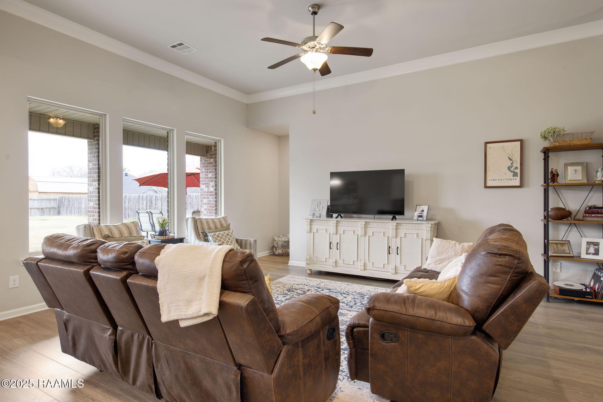 119 Tortoise Lane Broussard, LA 70518 - Photo 6 of 24 large-0194b540-c7ca-7362-8a2b-856fb0ca6a