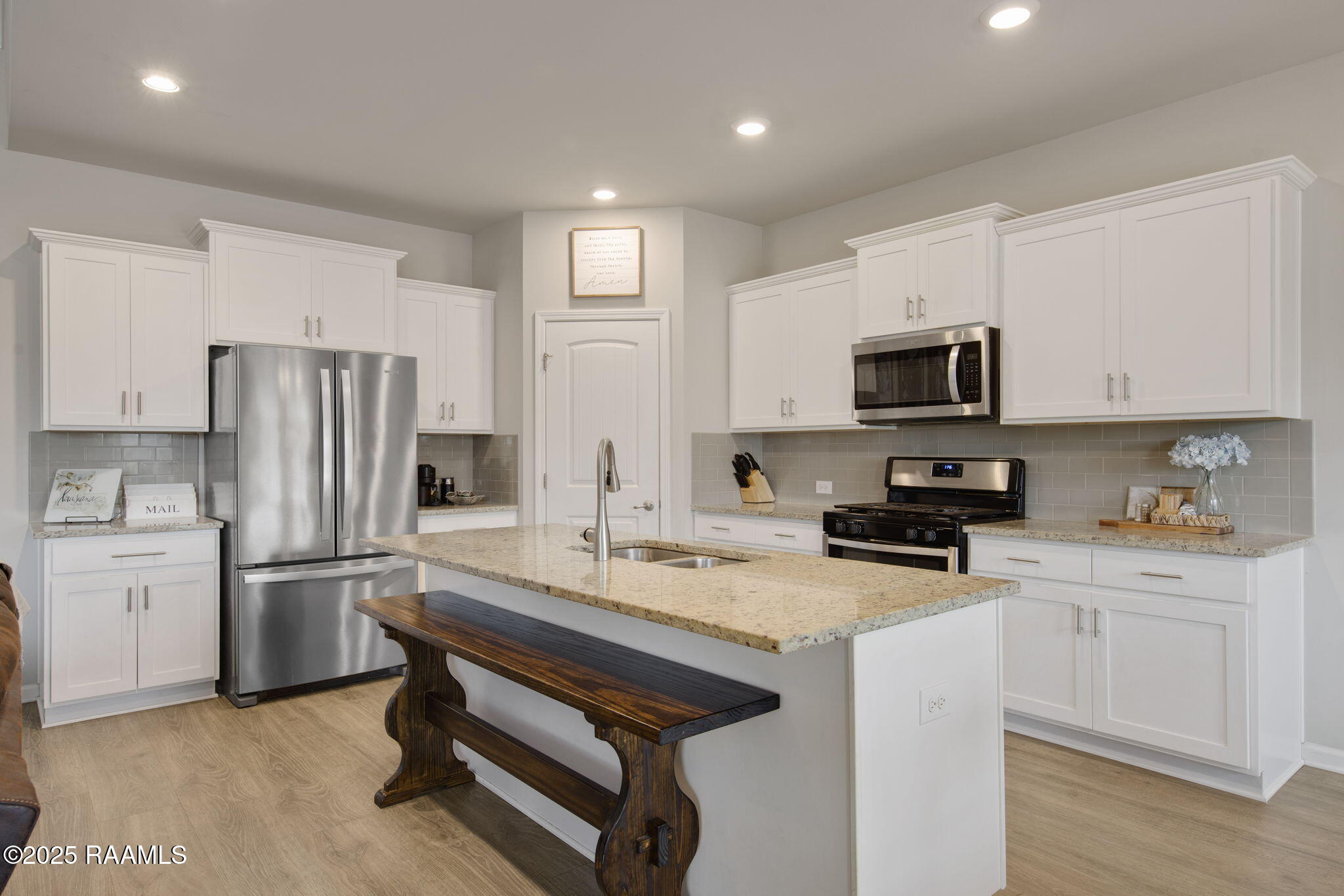 119 Tortoise Lane Broussard, LA 70518 - Photo 9 of 24 large-0194ad40-e821-739a-ab6c-195778811e