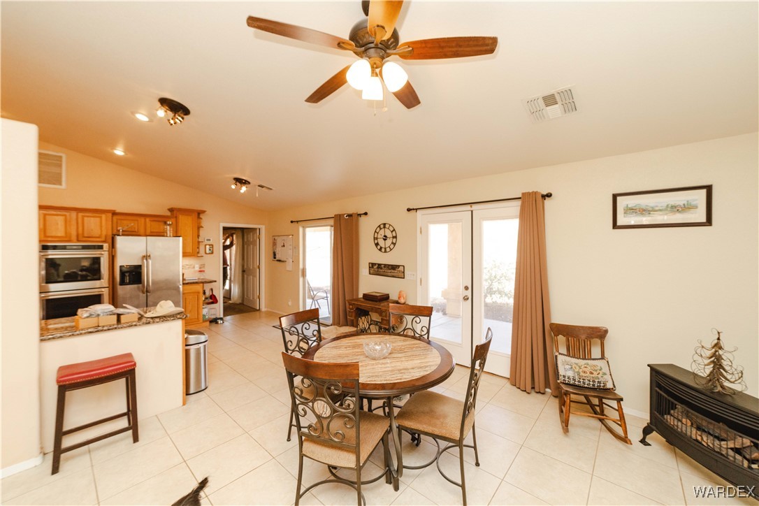 2113 South Dragoon Road Golden Valley, AZ 86413 - Photo 18 of 69 Dining Area