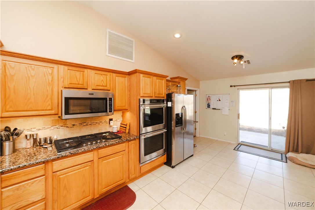 2113 South Dragoon Road Golden Valley, AZ 86413 - Photo 20 of 69 Kitchen