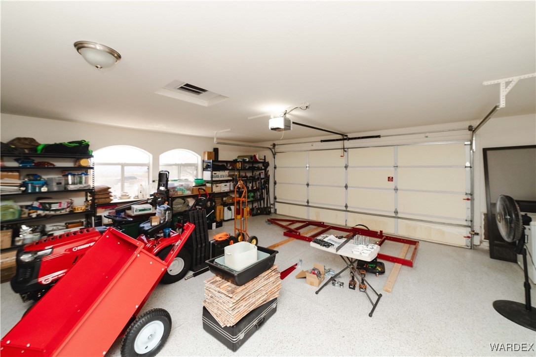 2113 South Dragoon Road Golden Valley, AZ 86413 - Photo 42 of 69 Garage
