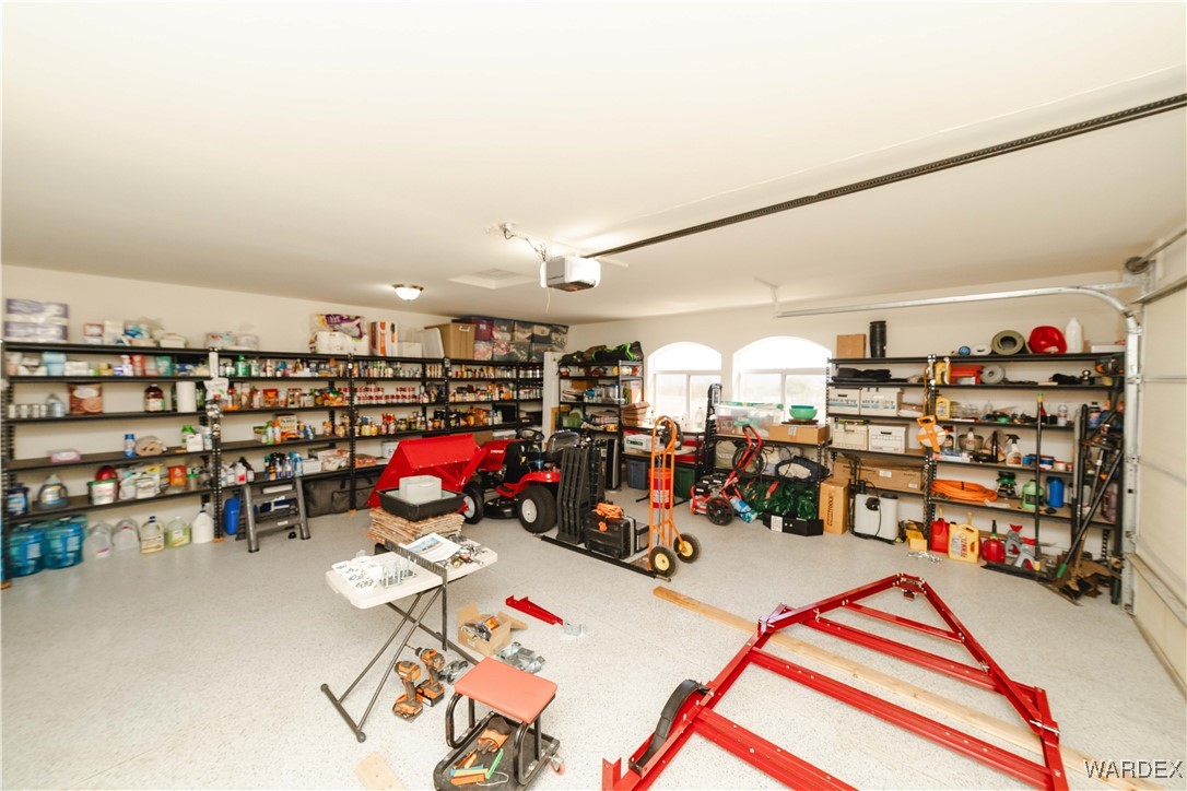 2113 South Dragoon Road Golden Valley, AZ 86413 - Photo 43 of 69 Garage