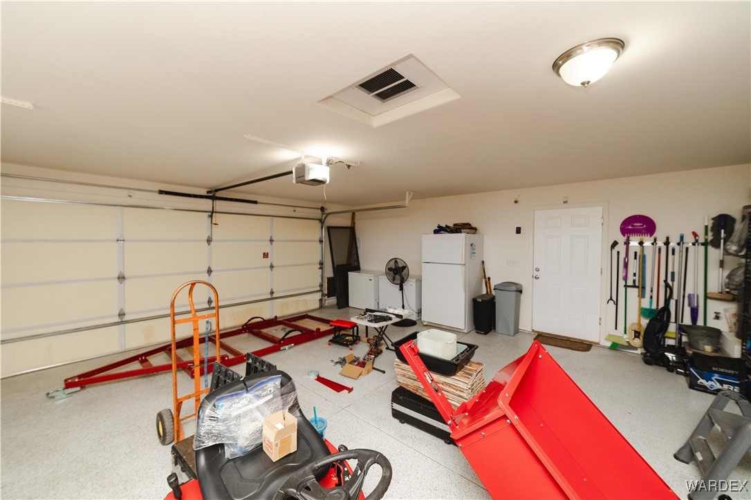 2113 South Dragoon Road Golden Valley, AZ 86413 - Photo 45 of 69 Garage