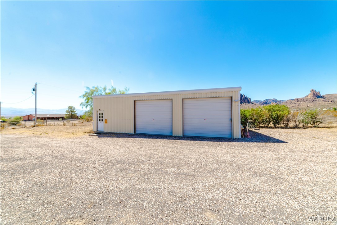 2113 South Dragoon Road Golden Valley, AZ 86413 - Photo 59 of 69 Garage
