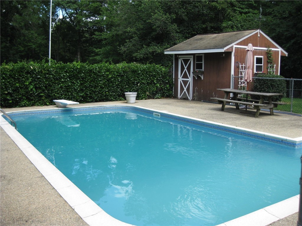 158 Ridge Road Smithfield, RI 02917 - Photo 27 of 28