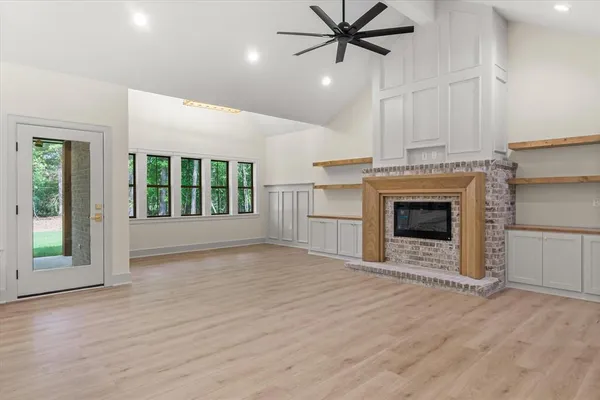 $489,900 | 404 Private Road 5808, Grand Saline, TX 75140