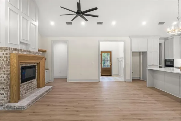 $489,900 | 404 Private Road 5808, Grand Saline, TX 75140