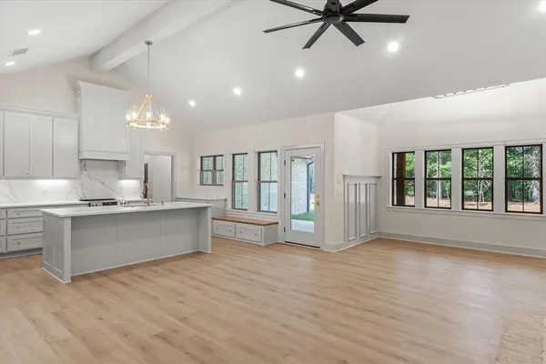 $489,900 | 404 Private Road 5808, Grand Saline, TX 75140