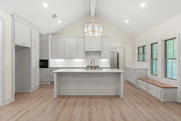 $489,900 | 404 Private Road 5808, Grand Saline, TX 75140