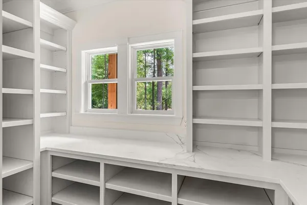 $489,900 | 404 Private Road 5808, Grand Saline, TX 75140