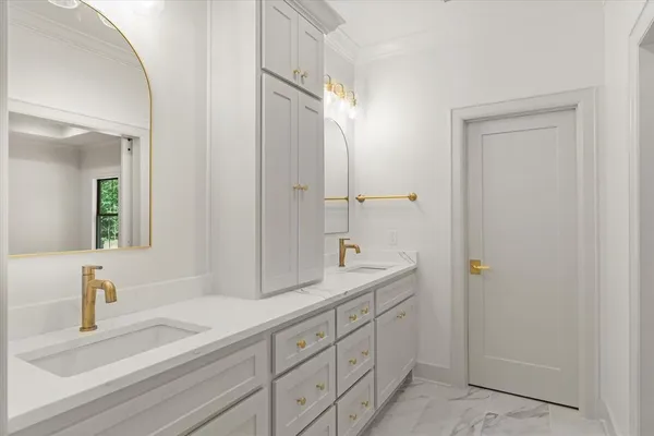 $489,900 | 404 Private Road 5808, Grand Saline, TX 75140