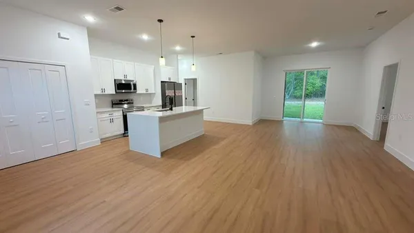 $284,900 | 7250 North Freeport Circle, Citrus Springs, FL 34434
