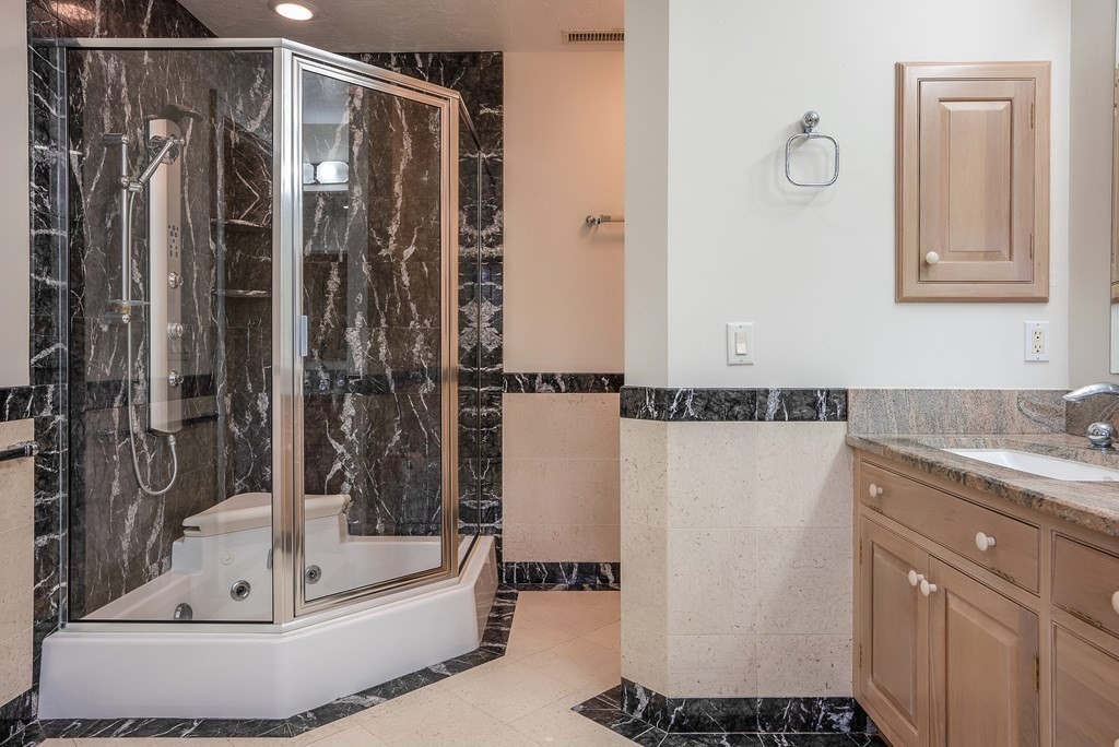 138 Fox Run Road Bolton, MA 01740 - Photo 25 of 39