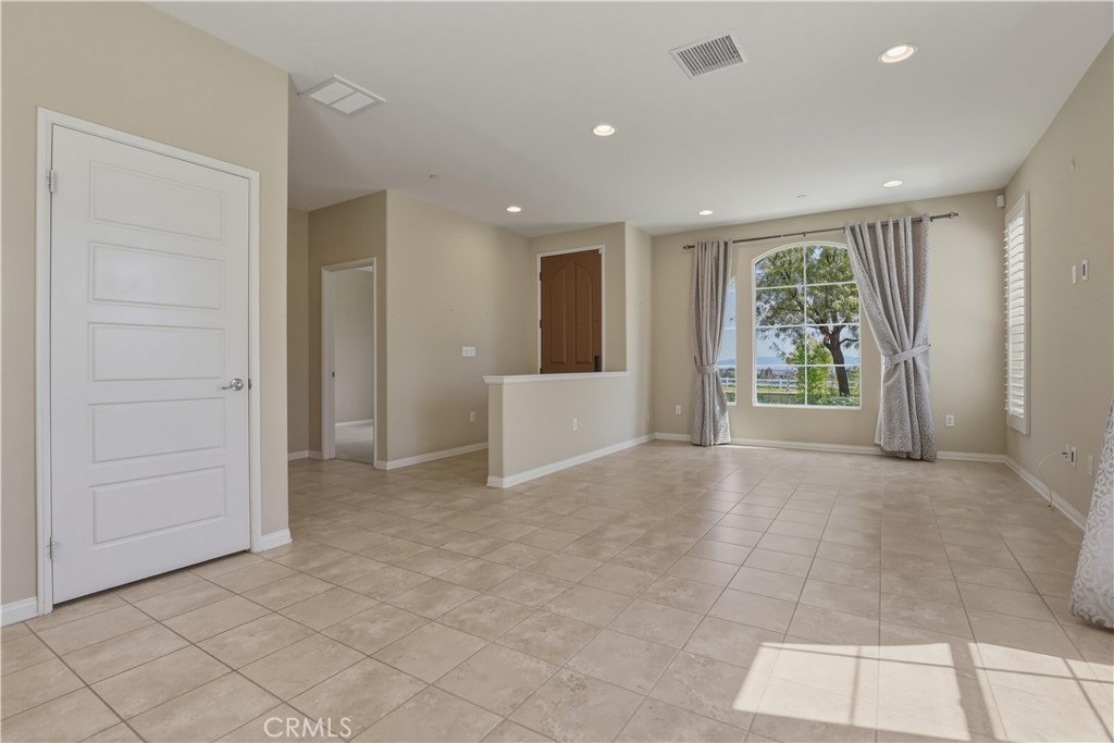 20292 Paseo Almendra Porter Ranch, CA 91326 - Photo 8 of 44