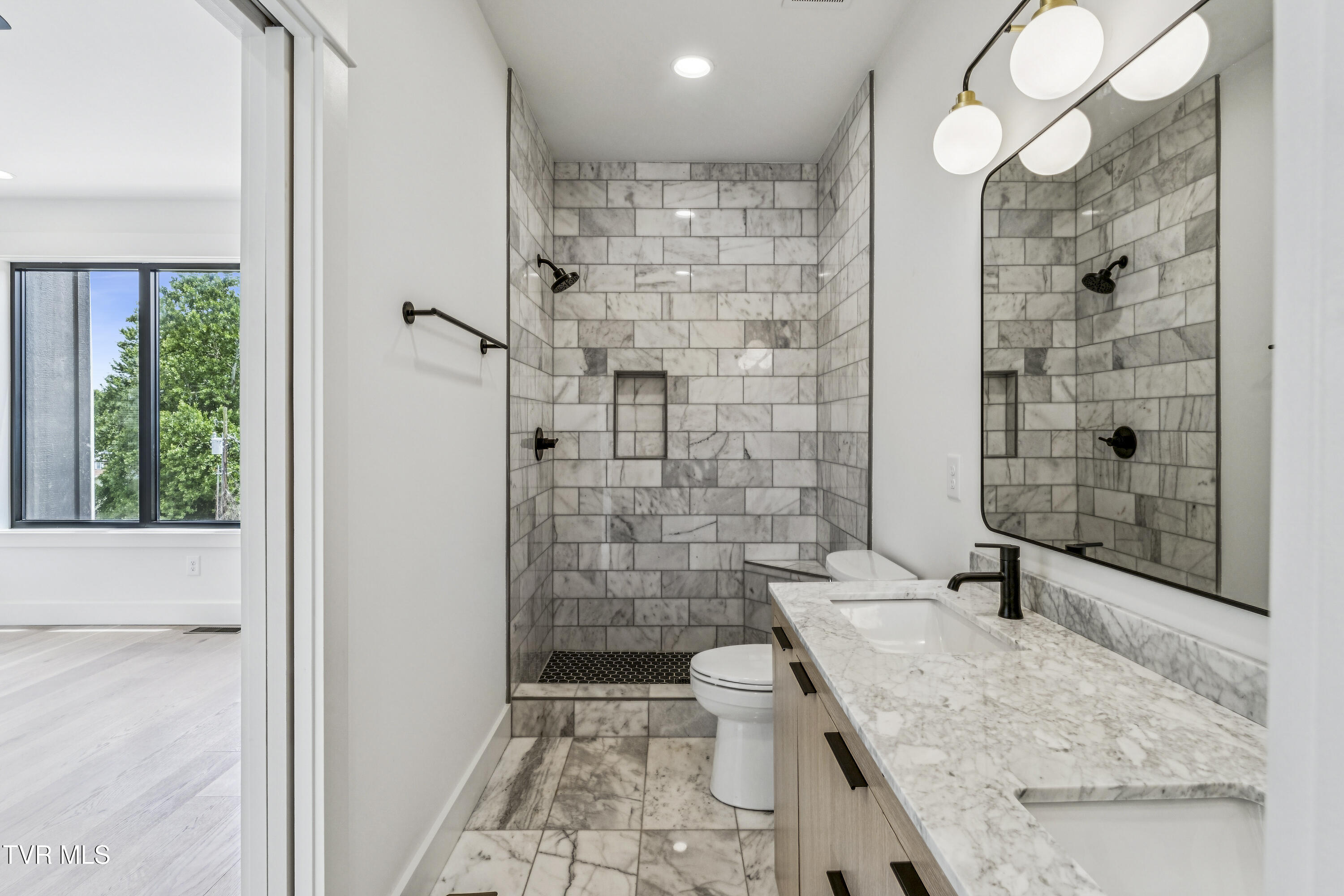 1533 Pactolas Road, Unit 107 Johnson City, TN 37604 - Photo 35 of 52 Pactolas1-33
