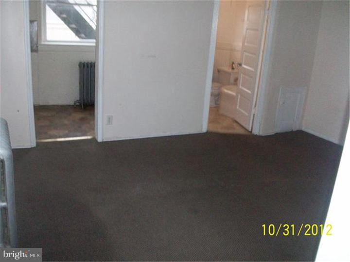 165 Wellington Road Upper Darby, PA 19082 - Photo 2 of 8 Unit #1