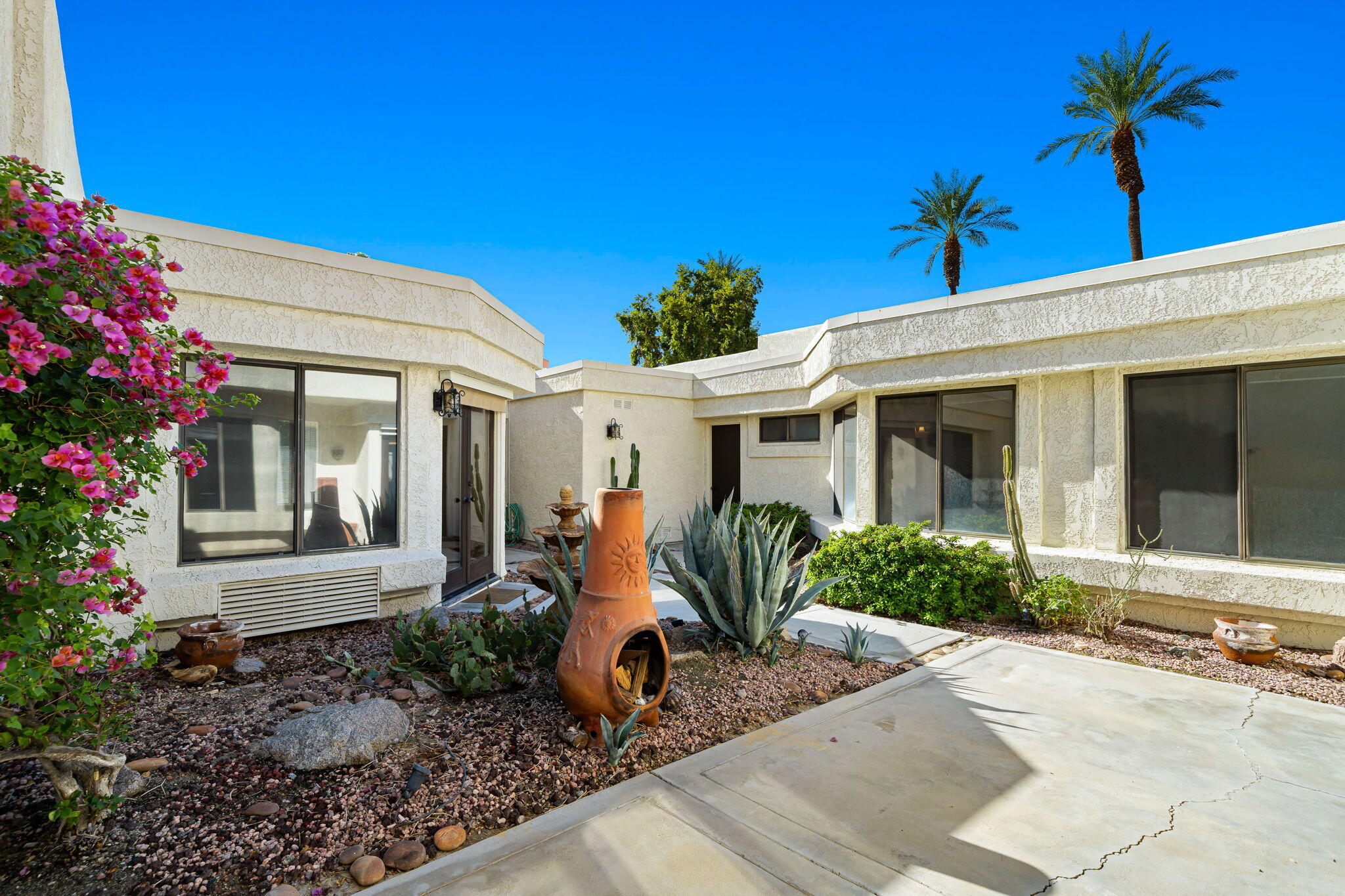 77136 Vía Huerta La Quinta, CA 92253 - Photo 7 of 30 16-web-or-mls-DVHuerta_OPMG_0925_016