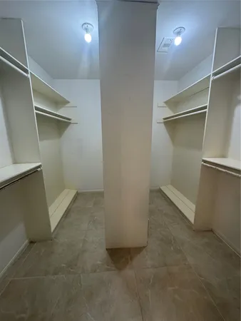 $2,000 | 7838 Vickijohn Drive, Houston, TX 77071