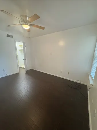 $2,000 | 7838 Vickijohn Drive, Houston, TX 77071