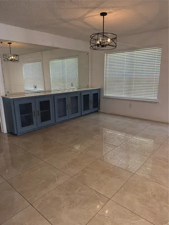 $2,000 | 7838 Vickijohn Drive, Houston, TX 77071