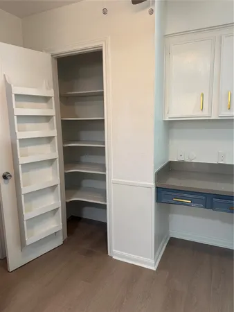 $2,000 | 7838 Vickijohn Drive, Houston, TX 77071