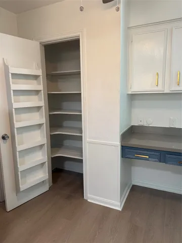 $2,000 | 7838 Vickijohn Drive, Houston, TX 77071