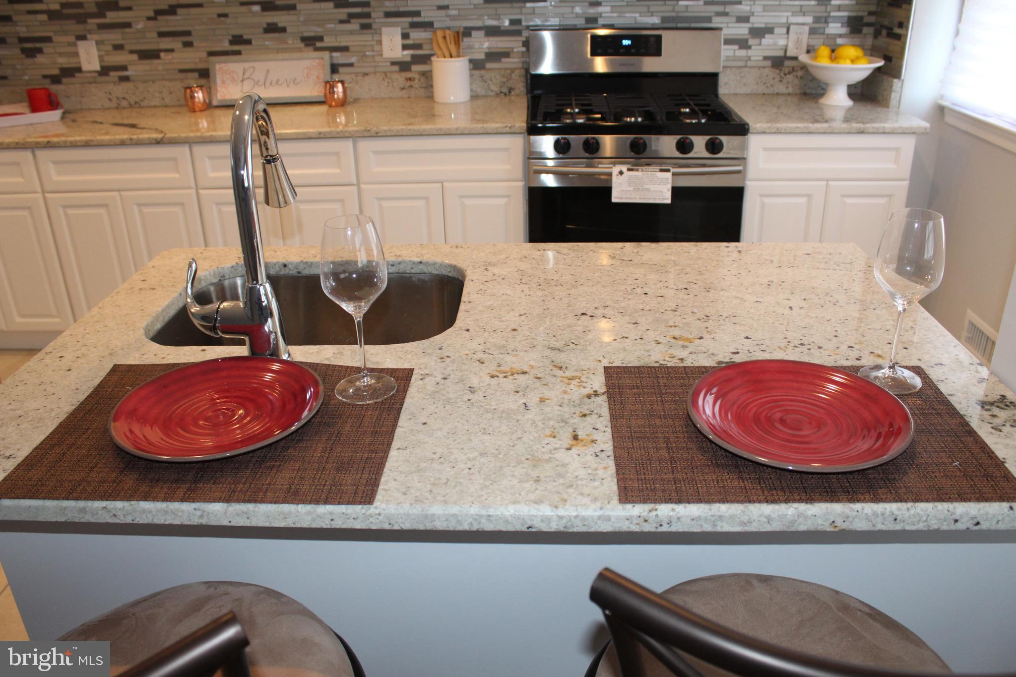 1624 Heathfield Road Baltimore, MD 21239 - Photo 12 of 46