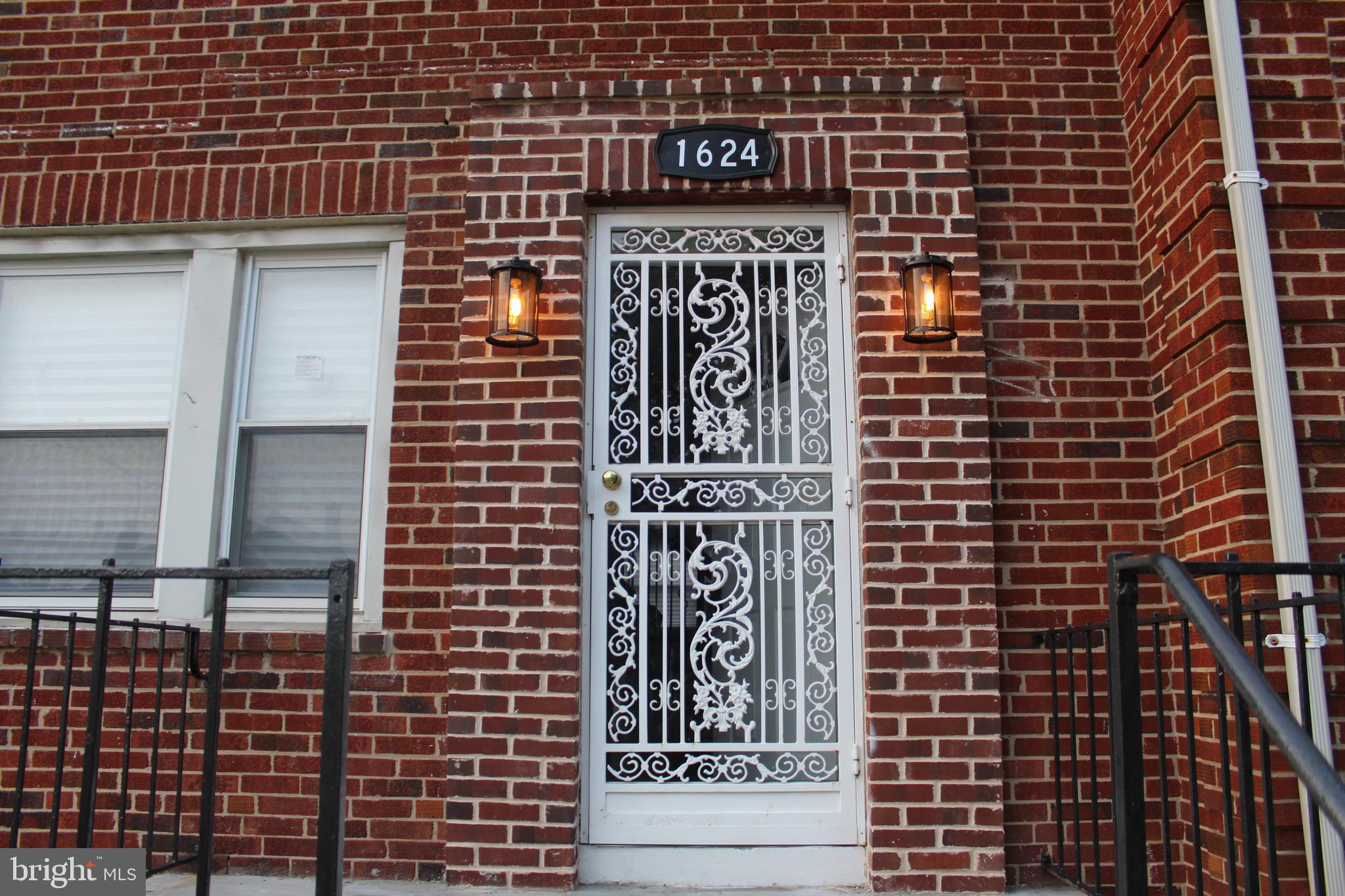 1624 Heathfield Road Baltimore, MD 21239 - Photo 4 of 46