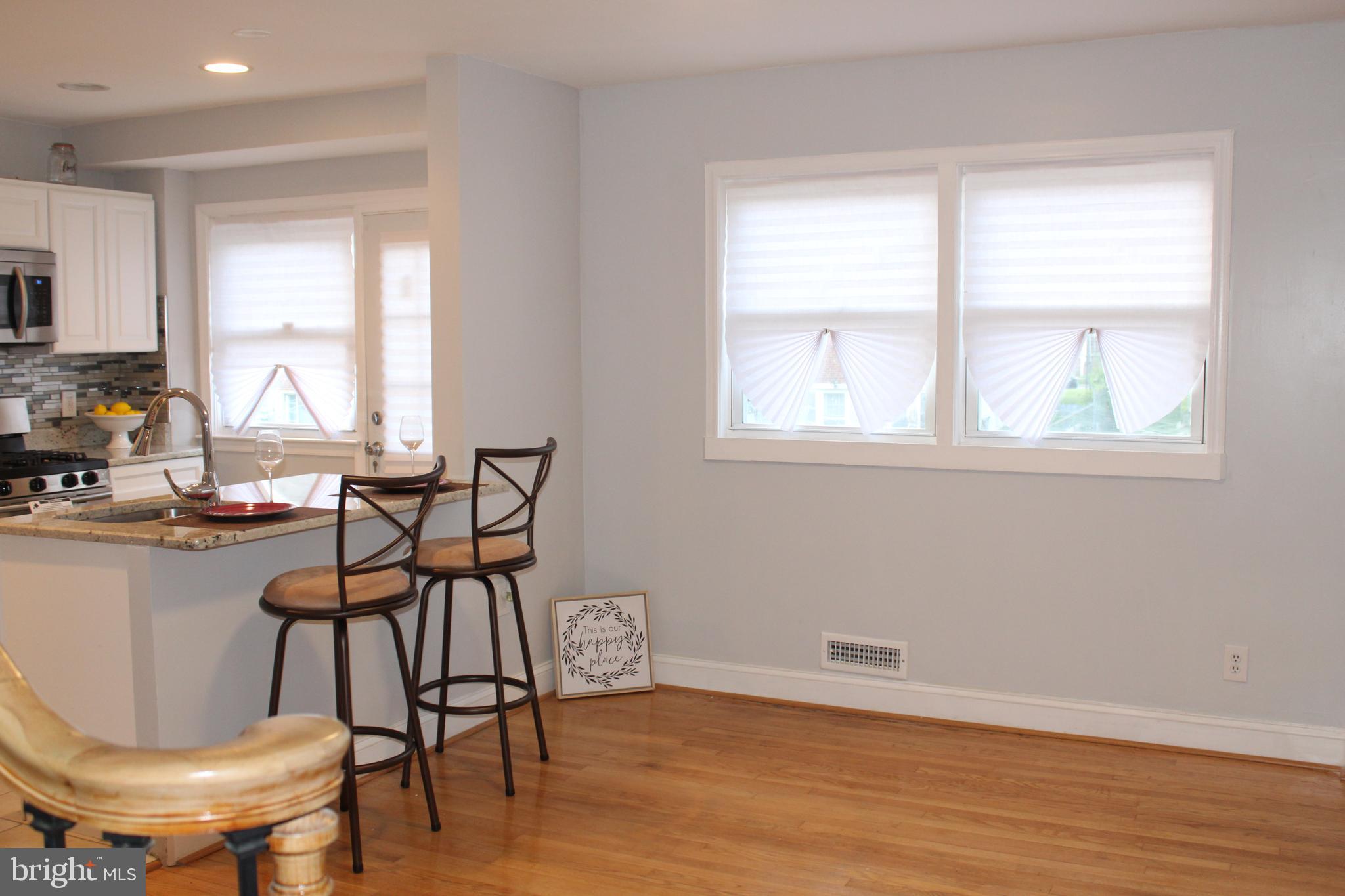 1624 Heathfield Road Baltimore, MD 21239 - Photo 8 of 46