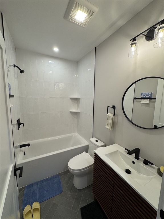 169 Maverick Street, Unit 2 Boston, MA 02128 - Photo 16 of 18