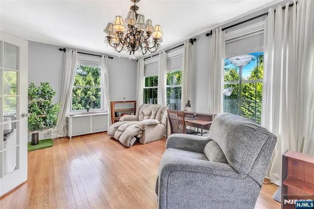 $2,750,000 | 65 South Mountain Avenue, Montclair, NJ 07042