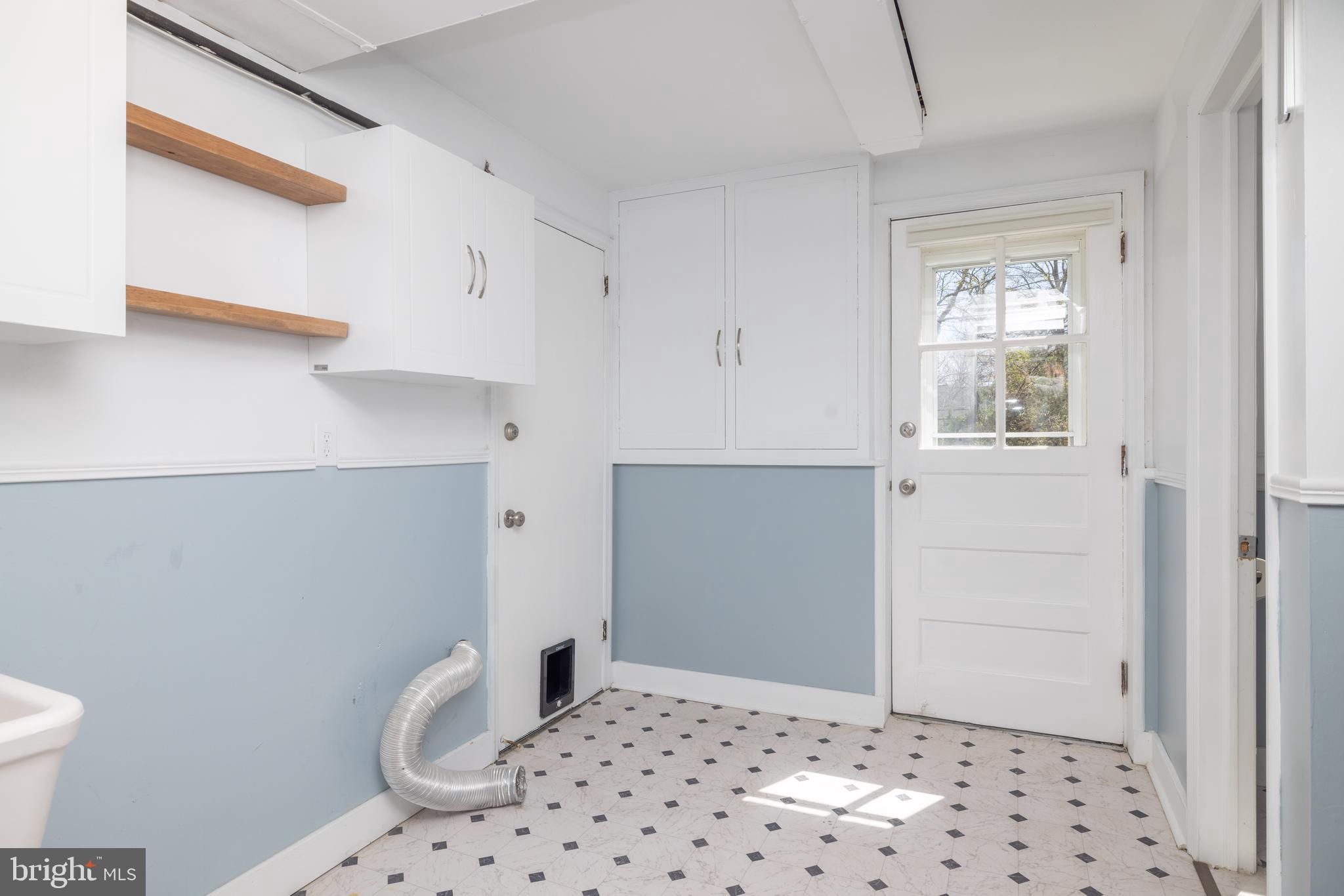 23 Ferncliff Road Newark, DE 19711 - Photo 27 of 42 Laundry room