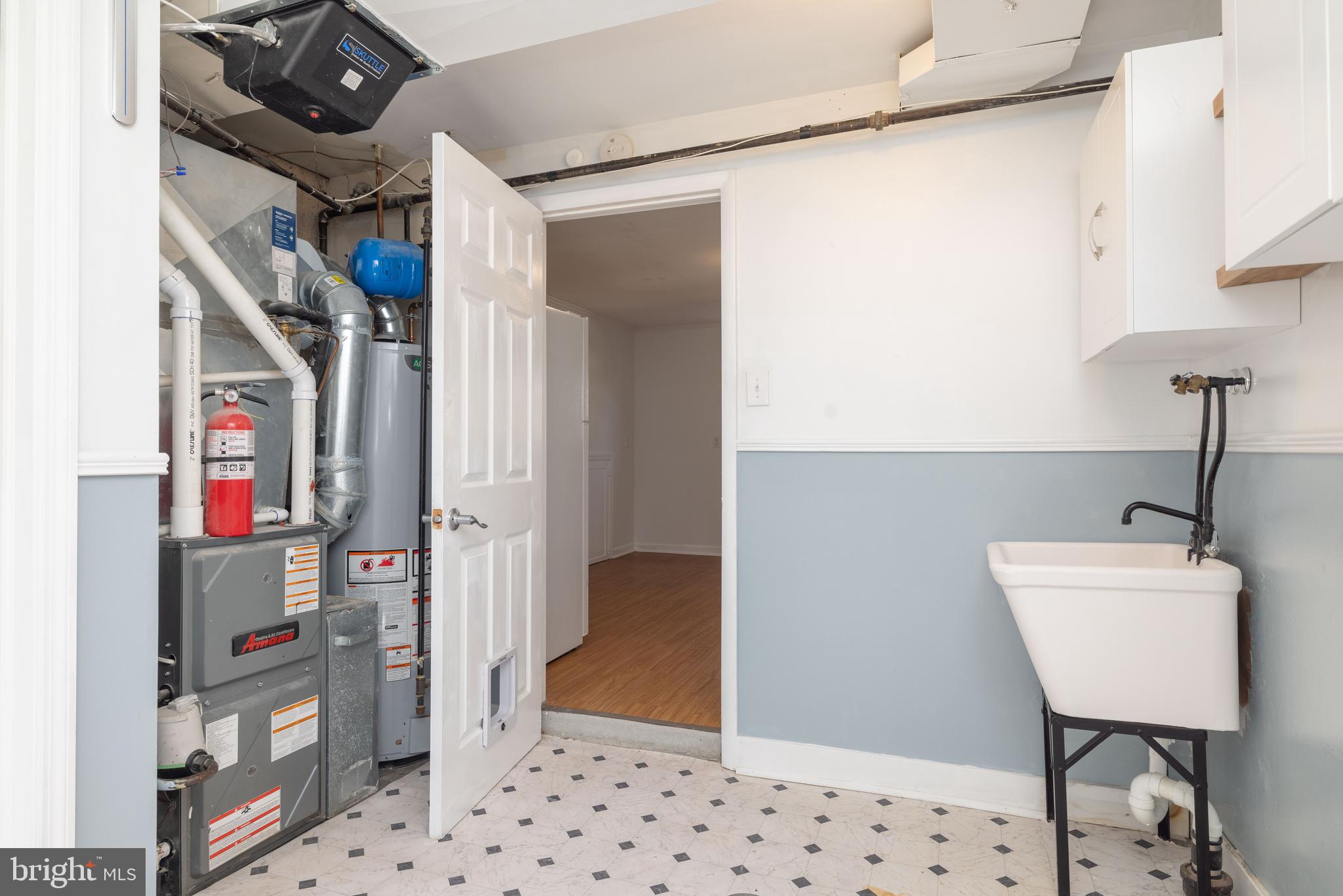 23 Ferncliff Road Newark, DE 19711 - Photo 28 of 42 Laundry room