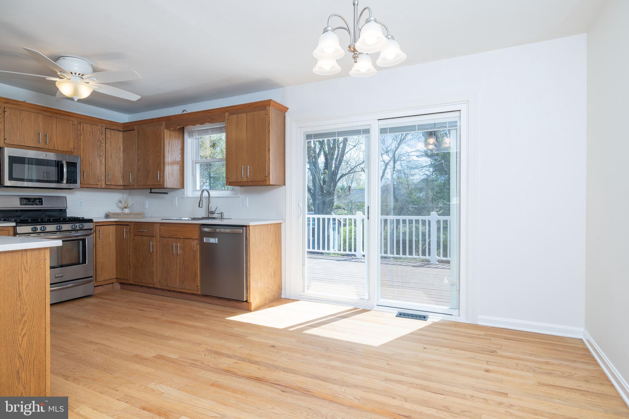 23 Ferncliff Road Newark, DE 19711 - Photo 8 of 42 Kitchen/Dining room