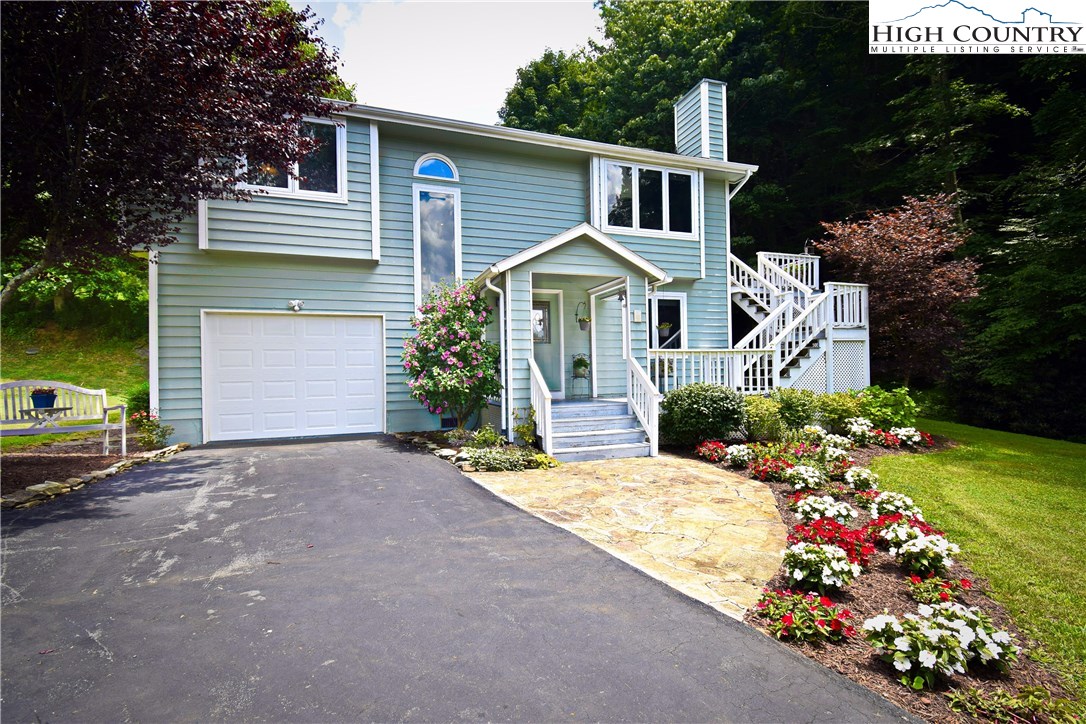 1107 Dewitt Barnett Road Banner Elk, NC 28604 - Photo 1 of 50 Gallery Image 1