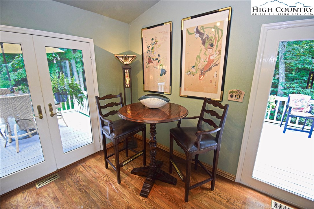 1107 Dewitt Barnett Road Banner Elk, NC 28604 - Photo 12 of 50 Gallery Image 12