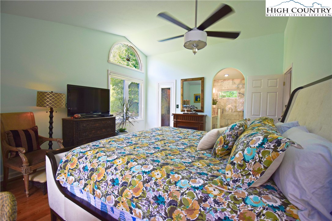 1107 Dewitt Barnett Road Banner Elk, NC 28604 - Photo 19 of 50 Gallery Image 19