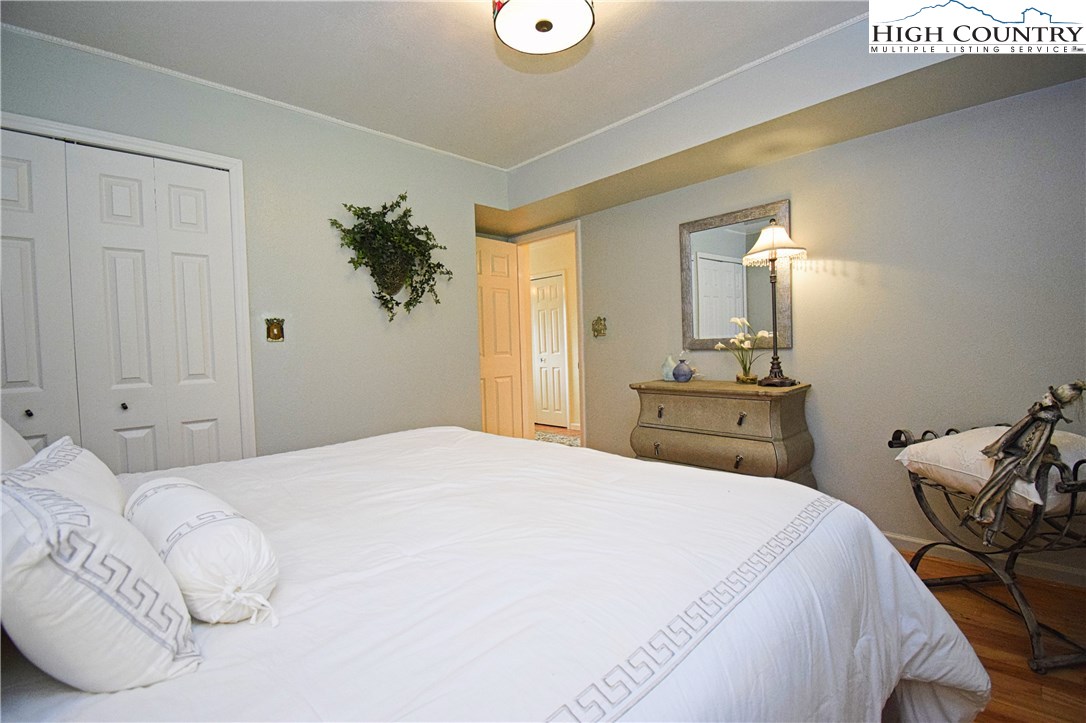 1107 Dewitt Barnett Road Banner Elk, NC 28604 - Photo 27 of 50 Gallery Image 27