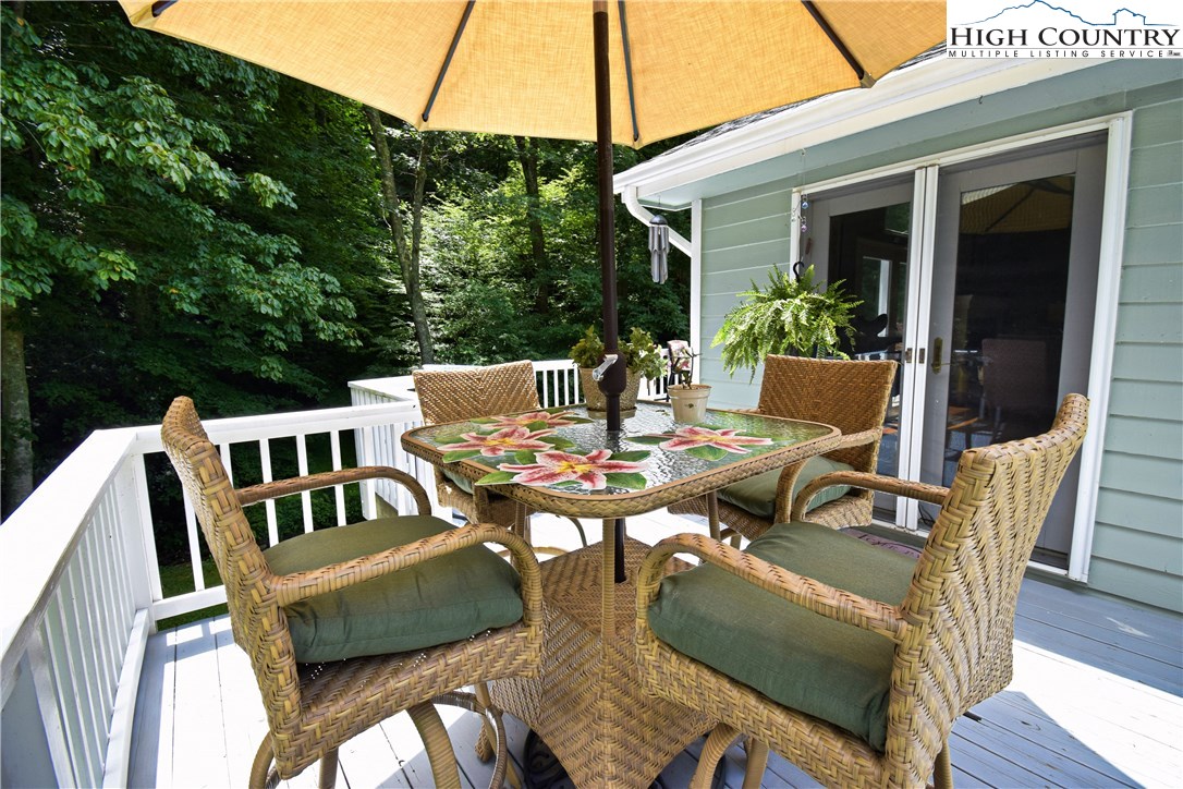 1107 Dewitt Barnett Road Banner Elk, NC 28604 - Photo 34 of 50 Gallery Image 34